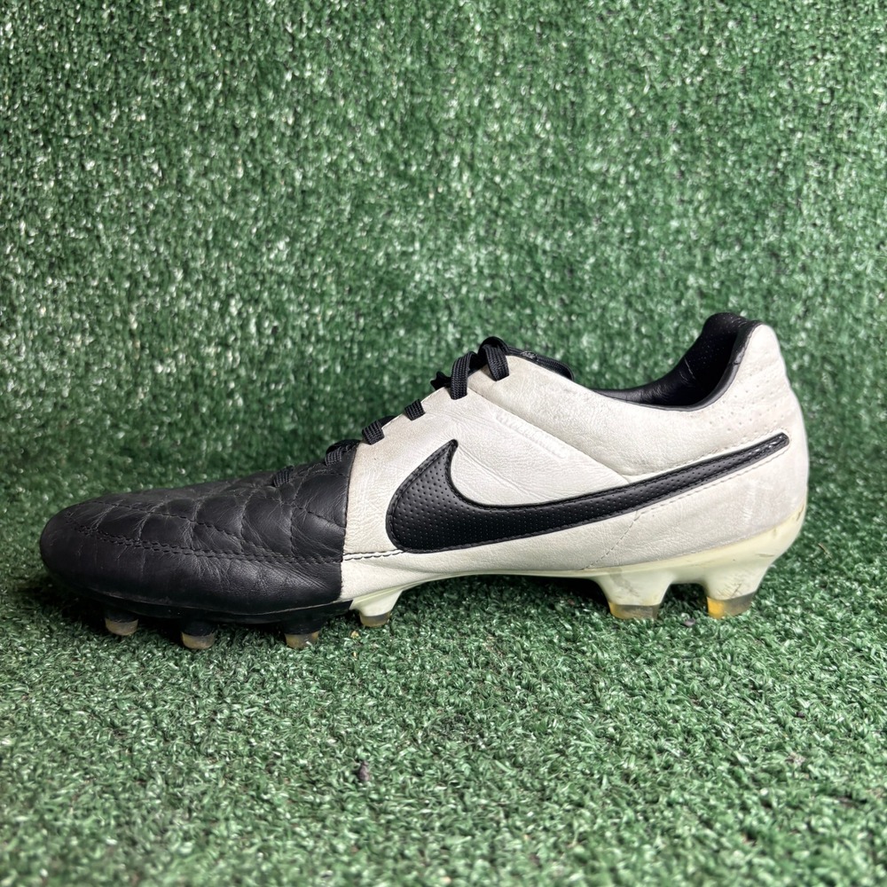 Nike Tiempo Legend V Leather Firm Ground Panda Soccer Cleat Black White Mens 8.5 - Picture 7 of 12